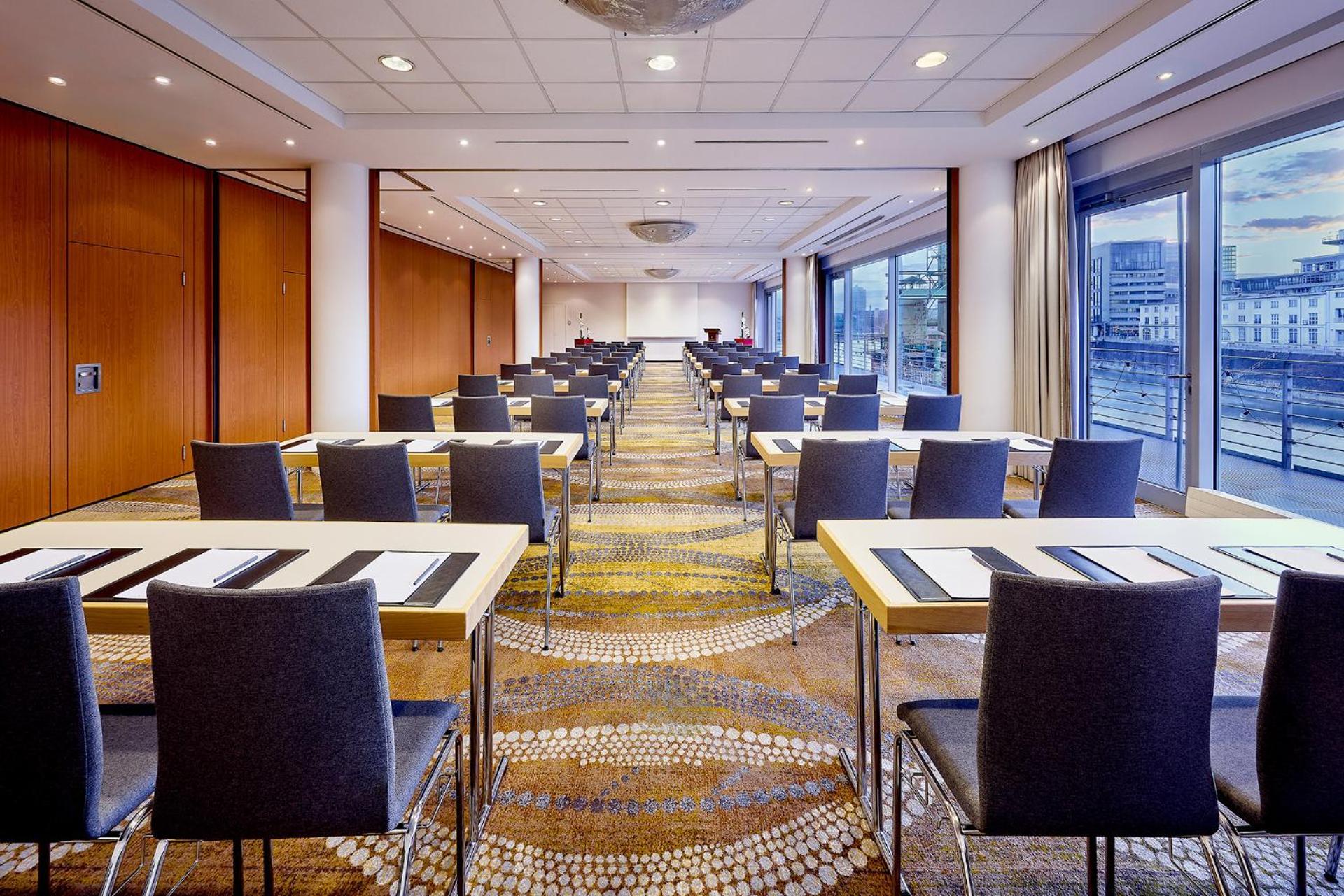 Hotel Courtyard By Marriott Duesseldorf Hafen Exteriér fotografie